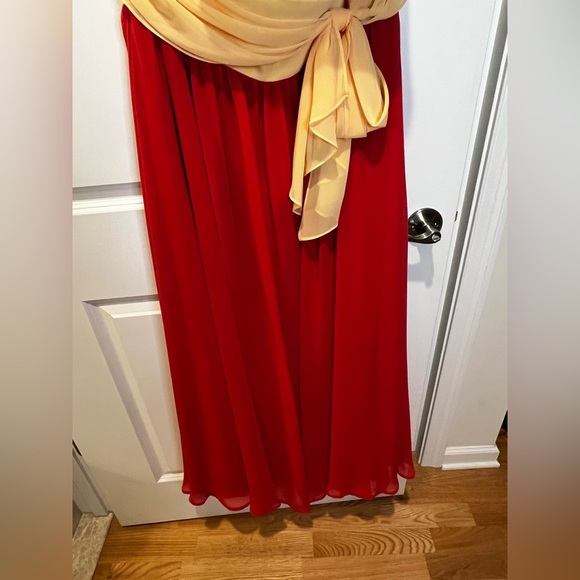 Alfred Angelo Strapless Bridesmaid Gown Size 14 - Picture 4 of 11